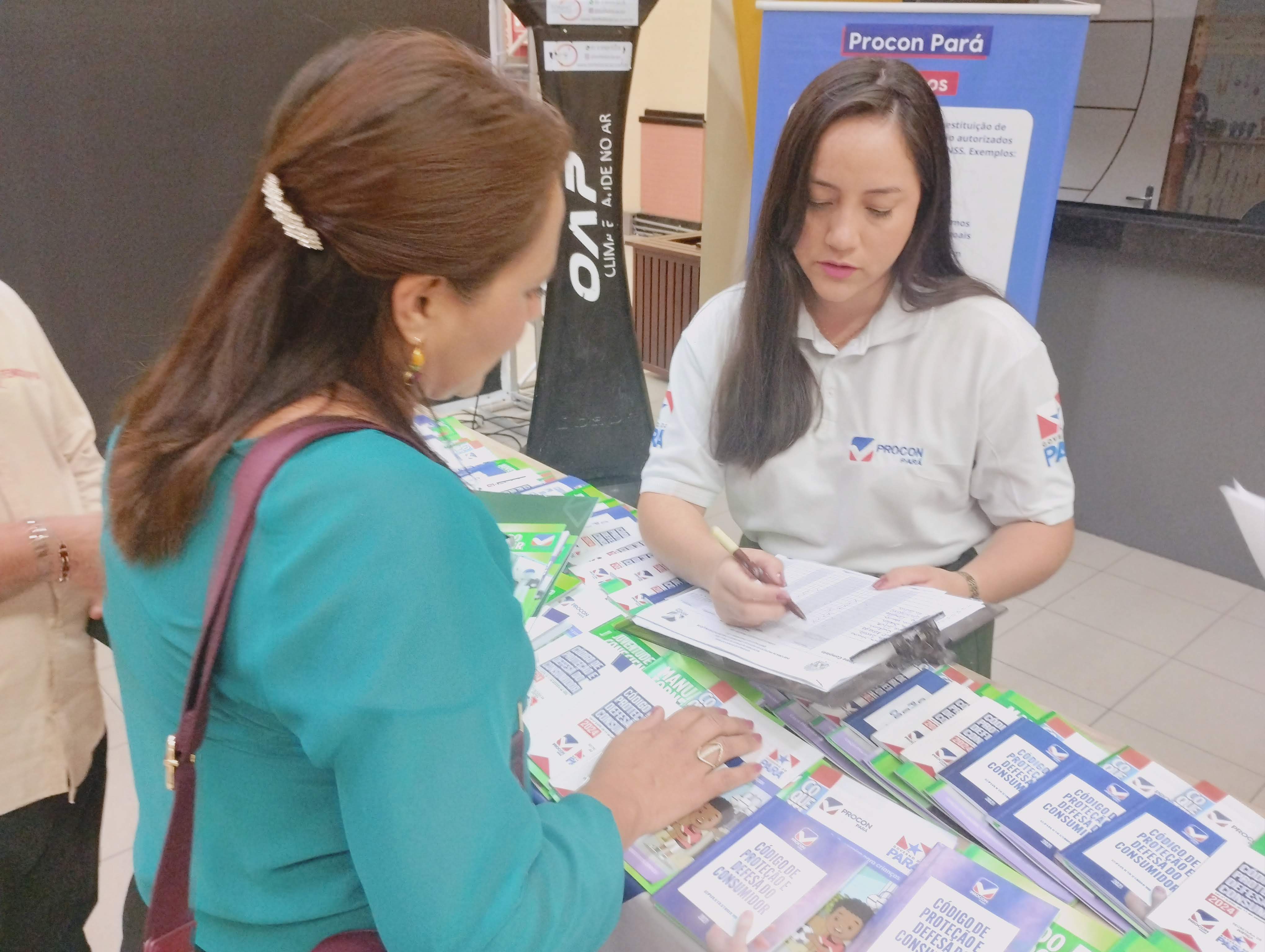 Ação do Procon em evento de empreendedorismo